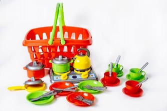 Nákupní košík plast + sada nádobí s vařičem v sáčku