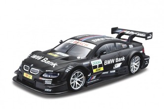 Auto Bburago 1:32 Race kov/plast mix druhů v plastové krabičce 16,5x7x9cm 12ks v boxu