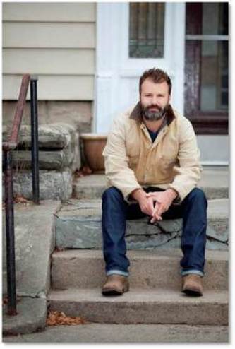 Beneath the Bonfire. Unterm Lagerfeuer, englische Ausgabe