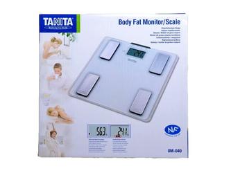 Tanita UM-040 elektronická osobní váha - bílá white