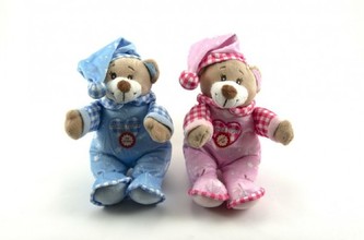 Medvídek s čepicí chrastítko plyš 30cm asst 2 barvy 0+