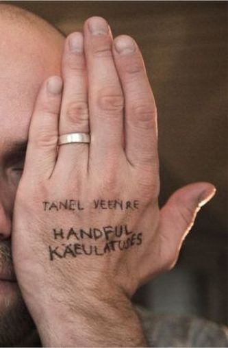 Handful. Käeulatuses