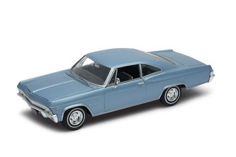 Welly - Chevrolet Impala SS 396 (1965) model 1:24 světle modrý