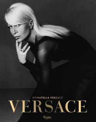 Gianni Versace: A Gianni Versace Biography
