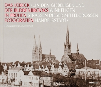 ... in den giebeligen und winkeligen Straßen dieser mittelgroßen Handelsstadt