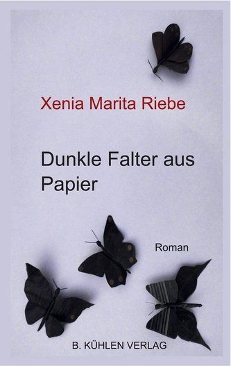 Dunkle Falter aus Papier
