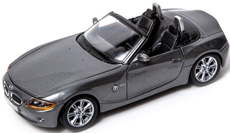 Bburago 1:24 BMW Z4 Metalic Grey