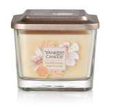 Yankee Candle Aromatická svíčka střední hranatá Rice Milk &amp; Honey 347 g unisex