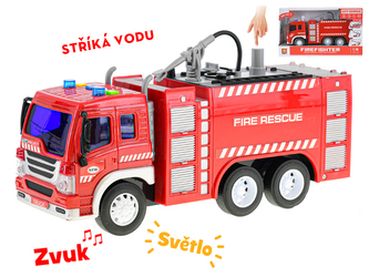 Auto hasiči 27cm 1:16 stříkající vodu na setrvačník na baterie se světlem a zvukem v krabičce