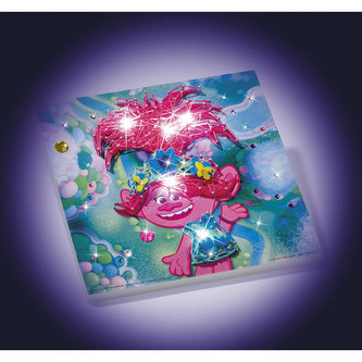 Trollové - vyrob si svítící obrázek