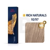 Wella Professionals Permanentní barva na vlasy Koleston Perfect ME™ Rich Naturals 60 ml Odstín 10/97 woman