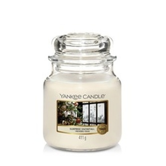 Yankee Candle Surprise Snowfall Candle ( sněhové překvapení ) - Vonná svíčka 104. ml unisex