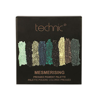 Technic Paletka očních stínů Mesmerising Pressed Pigment Palette woman