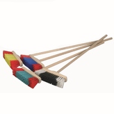 Smeták s dřevěnou násadou 68 cm