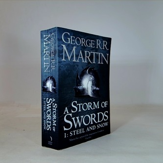 A Storm of Swords: Part 1 Steel and Snow (Reissue)