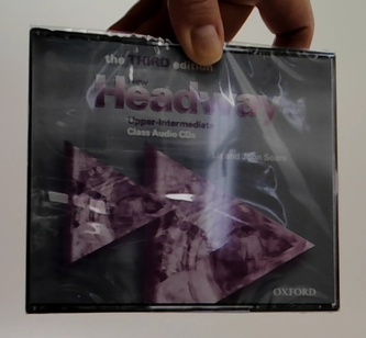 CD NEW HEADWAY UPPER-INTERMEDIATE SB CD NEW HEADWAY UPPER-INTERMEDIATE SB