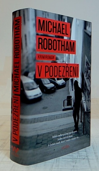 V podezření