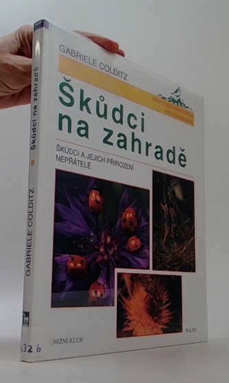 Škůdci na zahradě