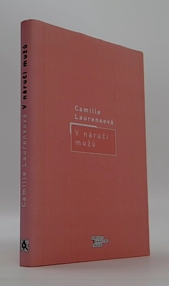 V náruči mužů