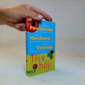Tři v háji