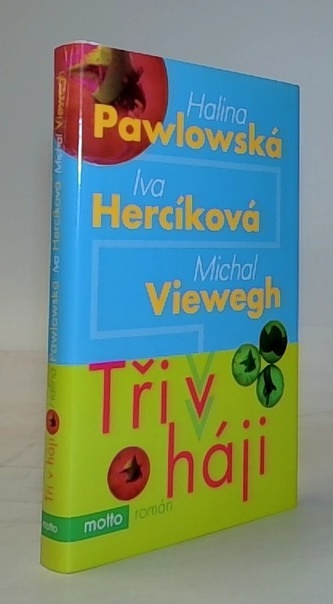 Tři v háji