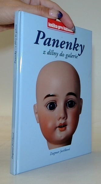 Panenky z dílny do galerie