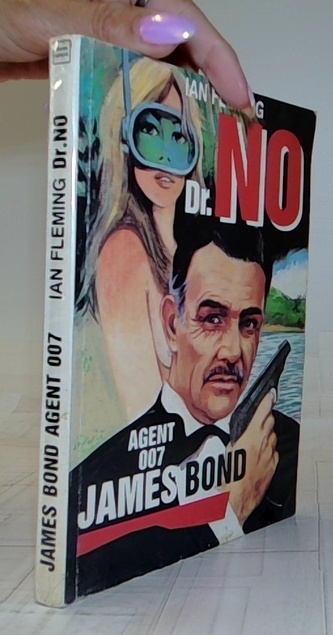 Dr. NO (James Bond - agent 007)