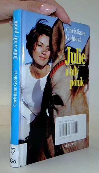 Julie a bílý poník