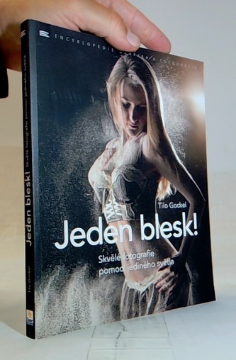 Jeden blesk!