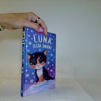 Luna hledá domov