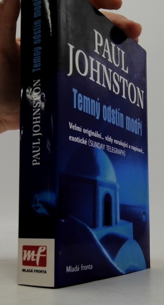 Temný odstín modři