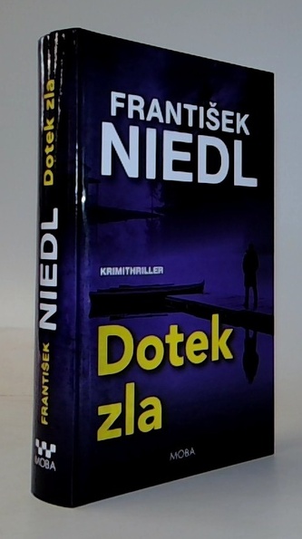 Dotek zla