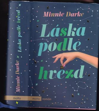 Láska podle hvězd (Minnie Darke, 2019)
