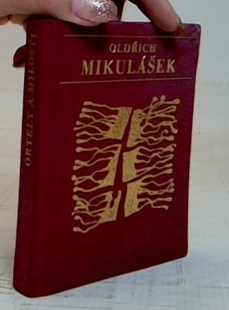 Ortely a milosti