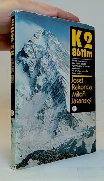K2 8611 m