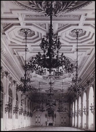 Španělský a Německý sál na Pražském hradě v 19. století : The Spanish and German Halls at Prague Castle in the 19th century (Jin