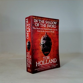 In the Shadow of the Sword. Im Schatten des Schwertes, englische Ausgabe