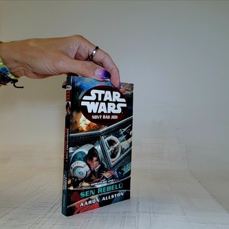 STAR WARS Nový řád Jedi Nepřátelské linie I